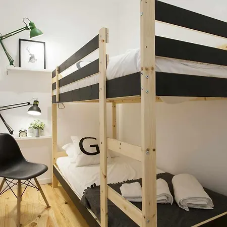 Design Estudio- Ar Condicionado Chiado Διαμέρισμα *