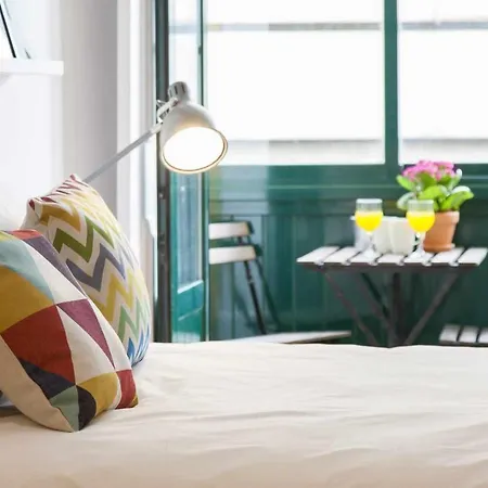 Apartment Green- Modern Studio Baixa Chiado Ar Condicionado *